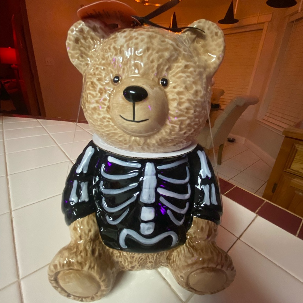 Viral Skeleton Bear Cookie Jar NWT